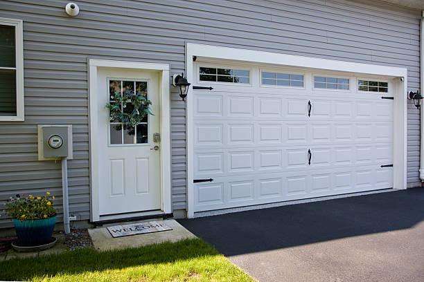 24/7 Emergency Garage Door Panel Replacement experts in Fairview, OK